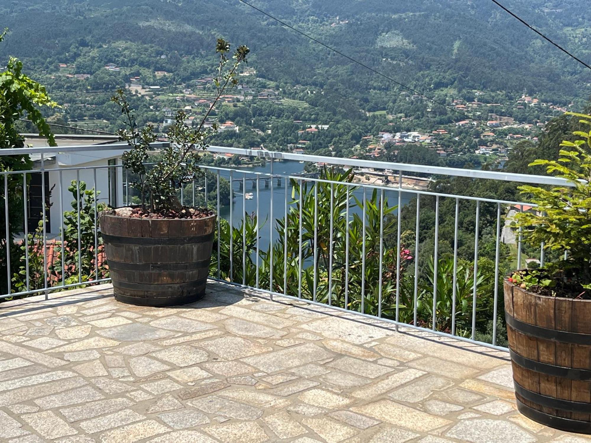 Casa Da Lage - T1 Com Piscina Privada - Geres Exteriör bild